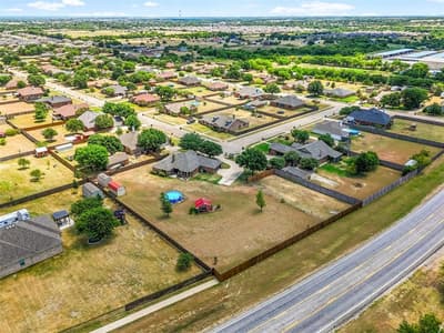 4621 Cedar Run Drive, Midlothian TX 76065 - Photo 3