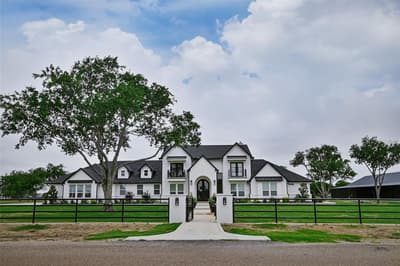 200 Corral Road, Godley TX 76044