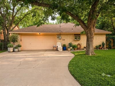 409 29th Street, Grand Prairie TX 75050