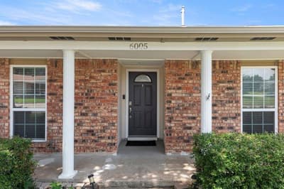 6005 Blair Oaks Drive, The Colony TX 75056 - Photo 4