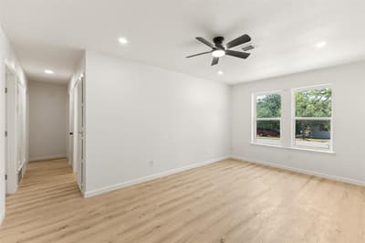 420 Dogwood Street, Springtown TX 76082 - Photo 4