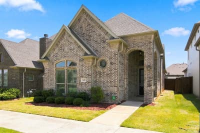 2620 Trinity Trail Way, Fort Worth TX 76118