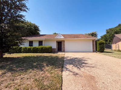 1713 Steinburg Lane, Fort Worth TX 76134