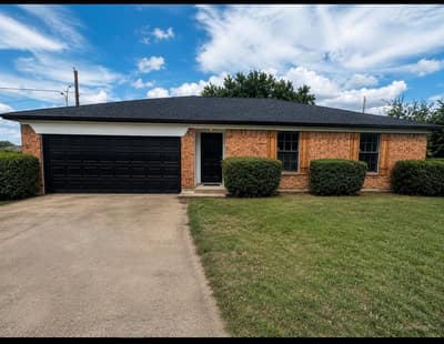 1105 Mapleview Drive, Arlington TX 76018