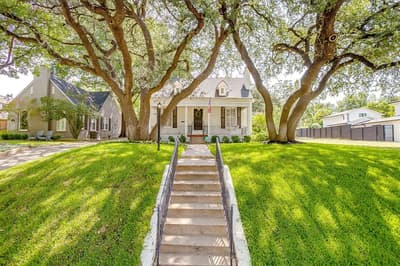 2553 Stadium Drive, Fort Worth TX 76109