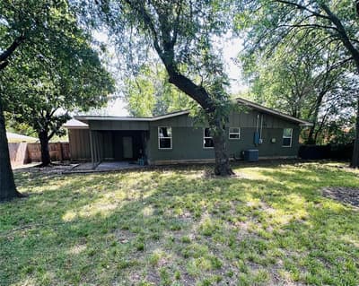 902 Crestview Drive, Sherman TX 75092 - Photo 4