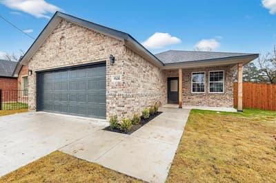 4523 Metropolitan Avenue, Dallas TX 75210