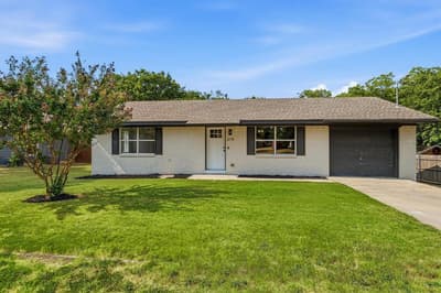 214 E Evans Street, Pilot Point TX 76258