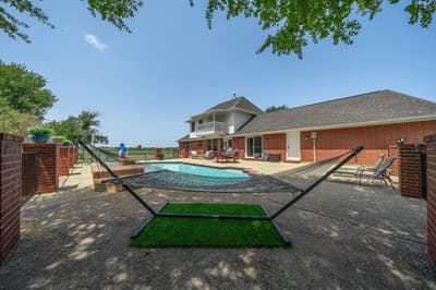 900 E Chad Street, Whitney TX 76692 - Photo 3