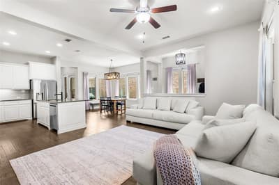 4502 Spanish Indigo Lane, Arlington TX 76005