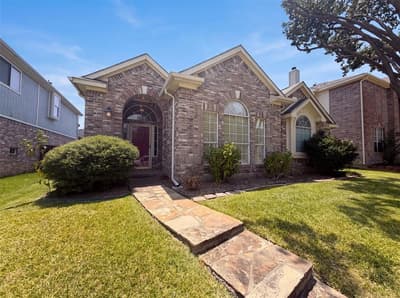 1688 Yellowstone Avenue, Lewisville TX 75077