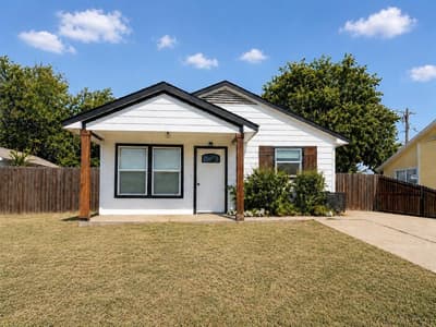 106 Raymond Street, Bowie TX 76230