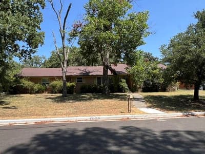1203 Clover Lane, Denton TX 76209
