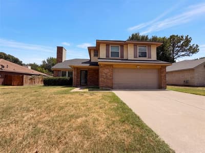 2831 Red Oak Drive, Grand Prairie TX 75052