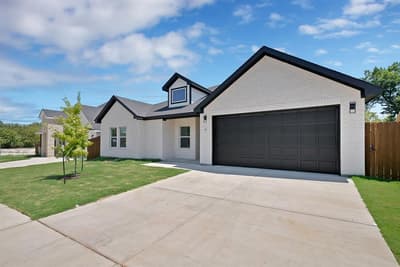 805 Tierney Road, Fort Worth TX 76112