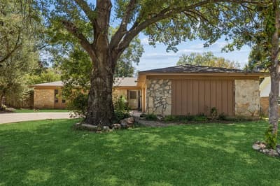 6153 Walla Avenue, Fort Worth TX 76133