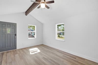 905 N Rusk Street, Weatherford TX 76086