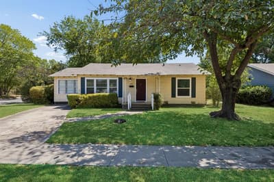 1318 Coit Street, Denton TX 76201