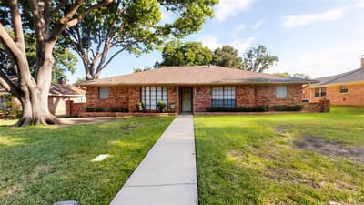 1543 Glenhill Lane, Lewisville TX 75077
