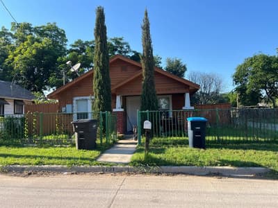 2721 Jeff Street, Fort Worth TX 76111