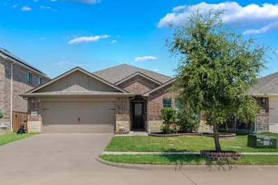 1805 Gold Mine Trail, Aubrey TX 76227