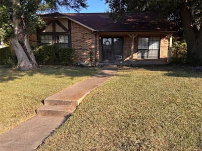 7402 Red Osier Road, Dallas TX 75249