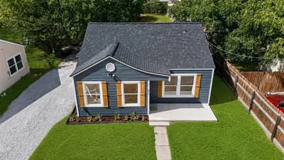 805 Adkins Street, Bowie TX 76230
