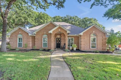 1809 Lakewood Drive, Weatherford TX 76087