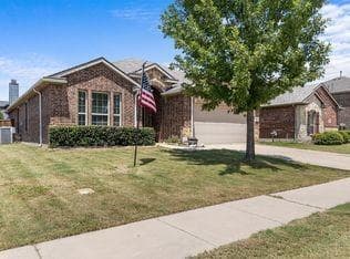 1512 Greenbrier Drive, Van Alstyne TX 75495