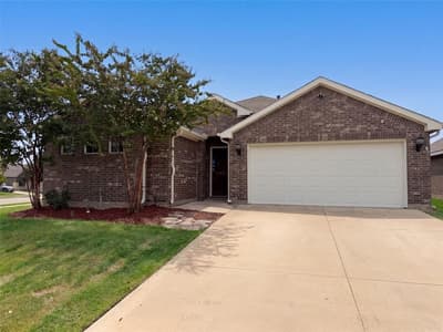 8956 Devonshire Drive, Fort Worth TX 76131