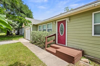 107 S Flower Lane, Chico TX 76431