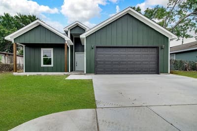 2711 Finley Street, Fort Worth TX 76111