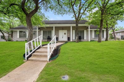 1804 W Cedar Elm Drive, Arlington TX 76012