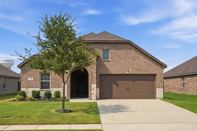 1102 Emerald Gate Drive, Princeton TX 75407