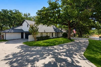 2105 Wilson Drive, Arlington TX 76011