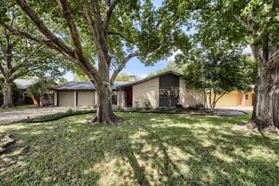 1300 Greenbriar Street, Denton TX 76201