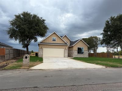 3247 Hillsdale Drive, Corsicana TX 75110