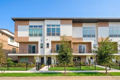 13900 Noel # 202, Dallas TX 75240