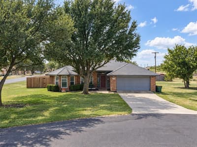 100 Meadow Ridge Drive, Venus TX 76084