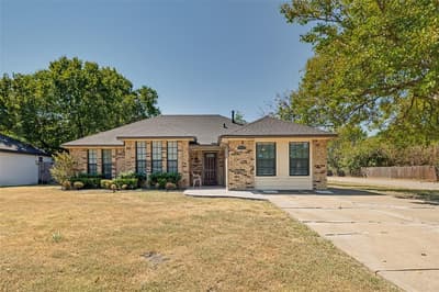 300 Monica Street, Glenn Heights TX 75154
