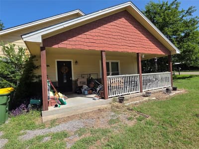 100 S 2nd Street, Godley TX 76044