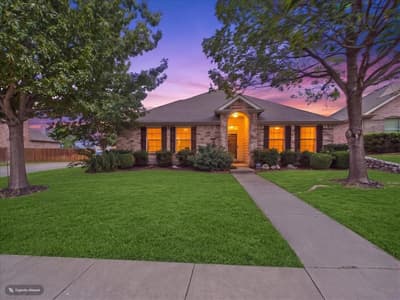 613 Quail Hollow Drive, Midlothian TX 76065