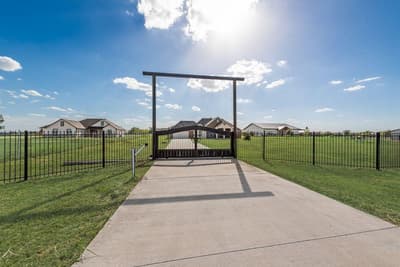 610 Ewing Road, Ferris TX 75125