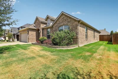 609 Richard Street, Crowley TX 76036 - Photo 3