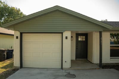 4741 Mccart Avenue, Fort Worth TX 76115