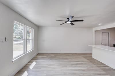 1011 E Alan Avenue, Carrollton TX 75006 - Photo 4