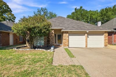 5906 Polo Club Drive, Arlington TX 76017