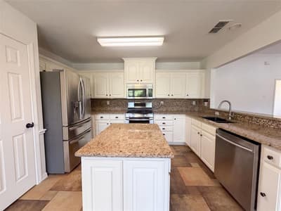 1623 W Pleasant Drive, Midlothian TX 76065 - Photo 2