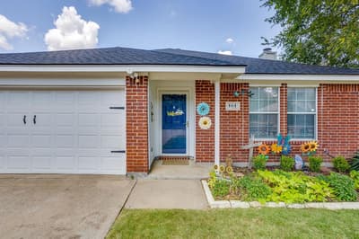 161 Adams Drive, Crowley TX 76036 - Photo 4