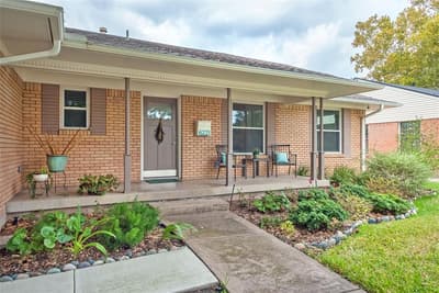 6221 Berryhill Street, Dallas TX 75231 - Photo 2